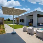 Nobus - Luxury With Private Pool, Sea View & Sunset * Marathópolis