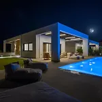 Villa Nobus - Luxury With Private Pool, Sea View & Sunset *
