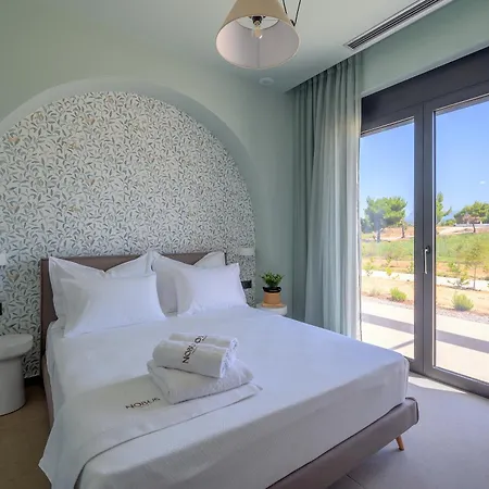 Nobus - Luxury With Private Pool, Sea View & Sunset Marathopoli