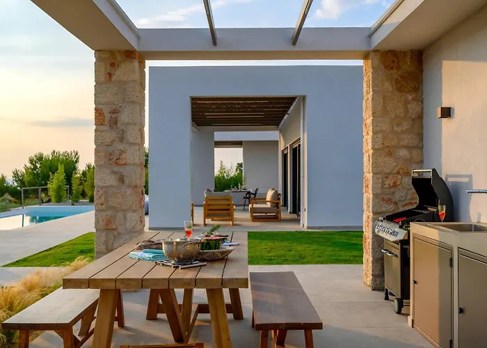 Nobus - Luxury With Private Pool, Sea View & Sunset Villa *