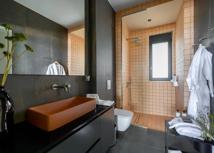 Nobus - Luxury With Private Pool, Sea View & Sunset Marathopoli