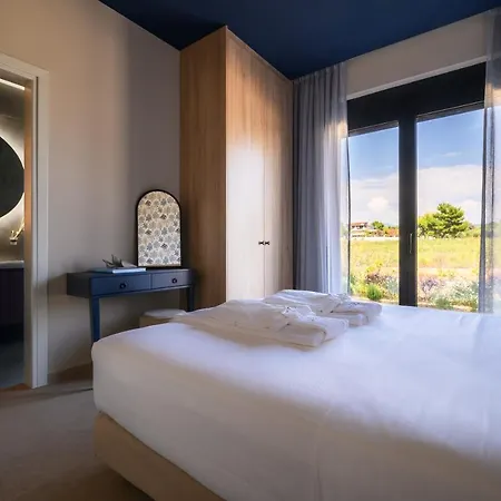 וילה Nobus - Luxury With Private Pool, Sea View & Sunset מרתופוליס