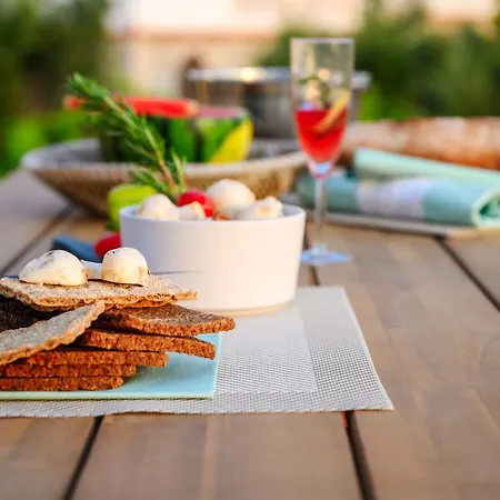 Nobus - Luxury With Private Pool, Sea View & Sunset וילה