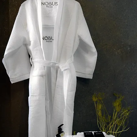 Nobus - Luxury With Private Pool, Sea View & Sunset וילה