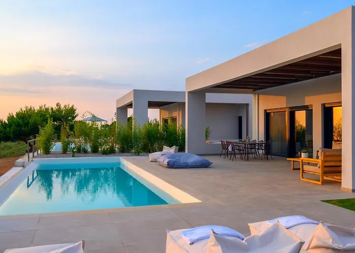 Nobus - Luxury With Private Pool, Sea View & Sunset * Μαραθόπολη